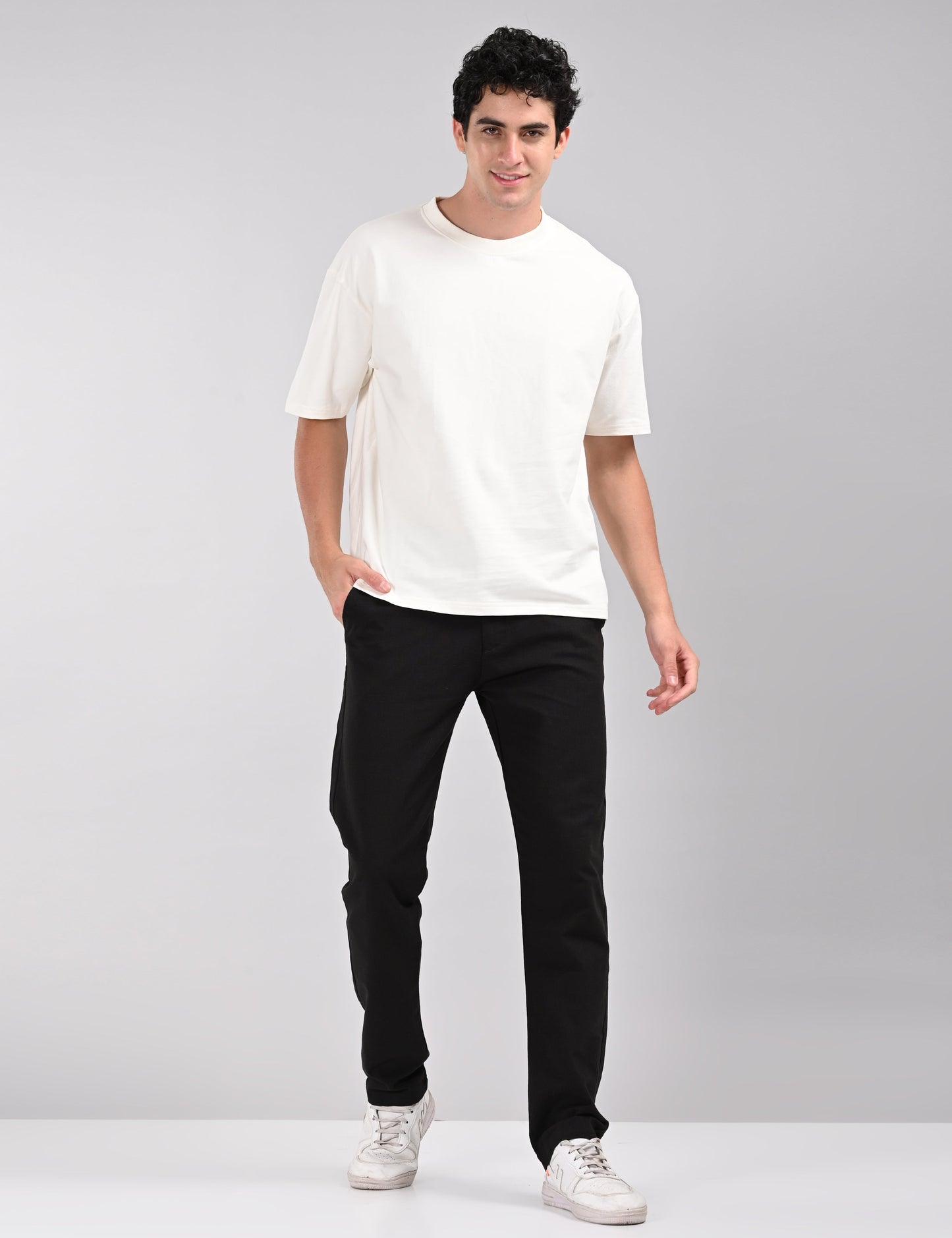 Black Linen : Casual Cool